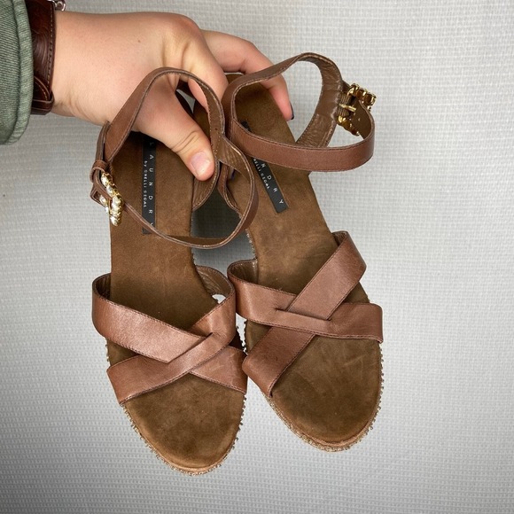 Laundry Size 9.5 Embellished Wedge Sandals Brown Leather Rhinestone Buckle Strap - Picture 2 of 6
